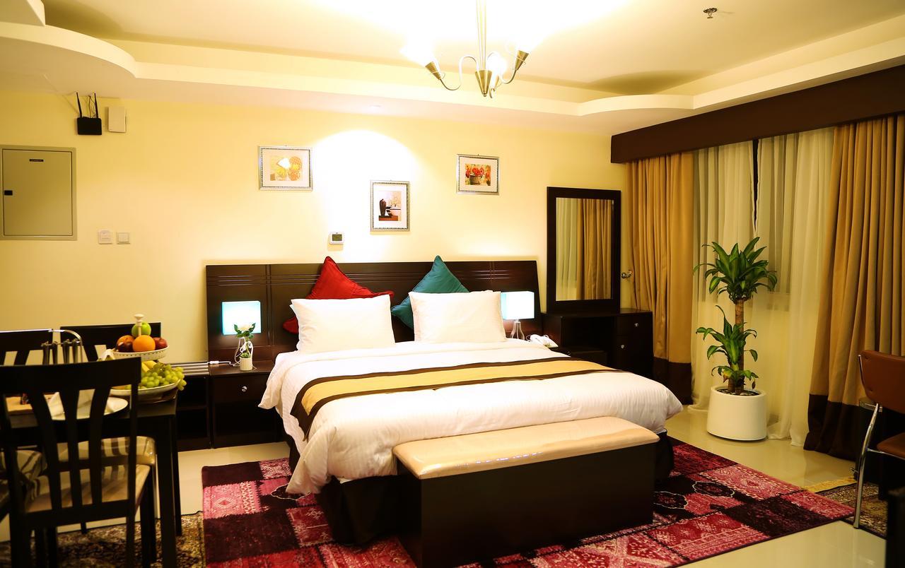 Travellers Hotel Apartment Dubai Esterno foto