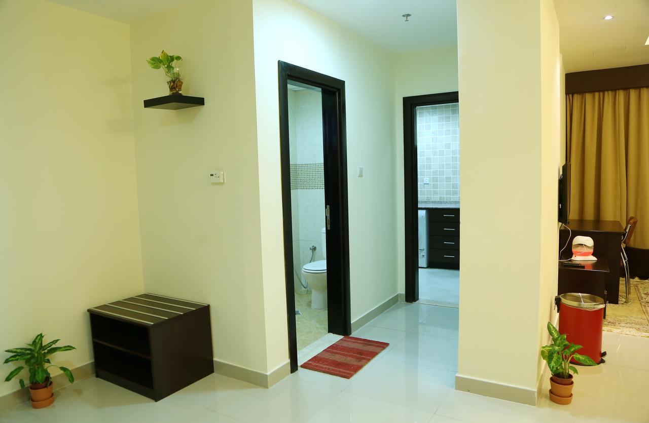Travellers Hotel Apartment Dubai Esterno foto