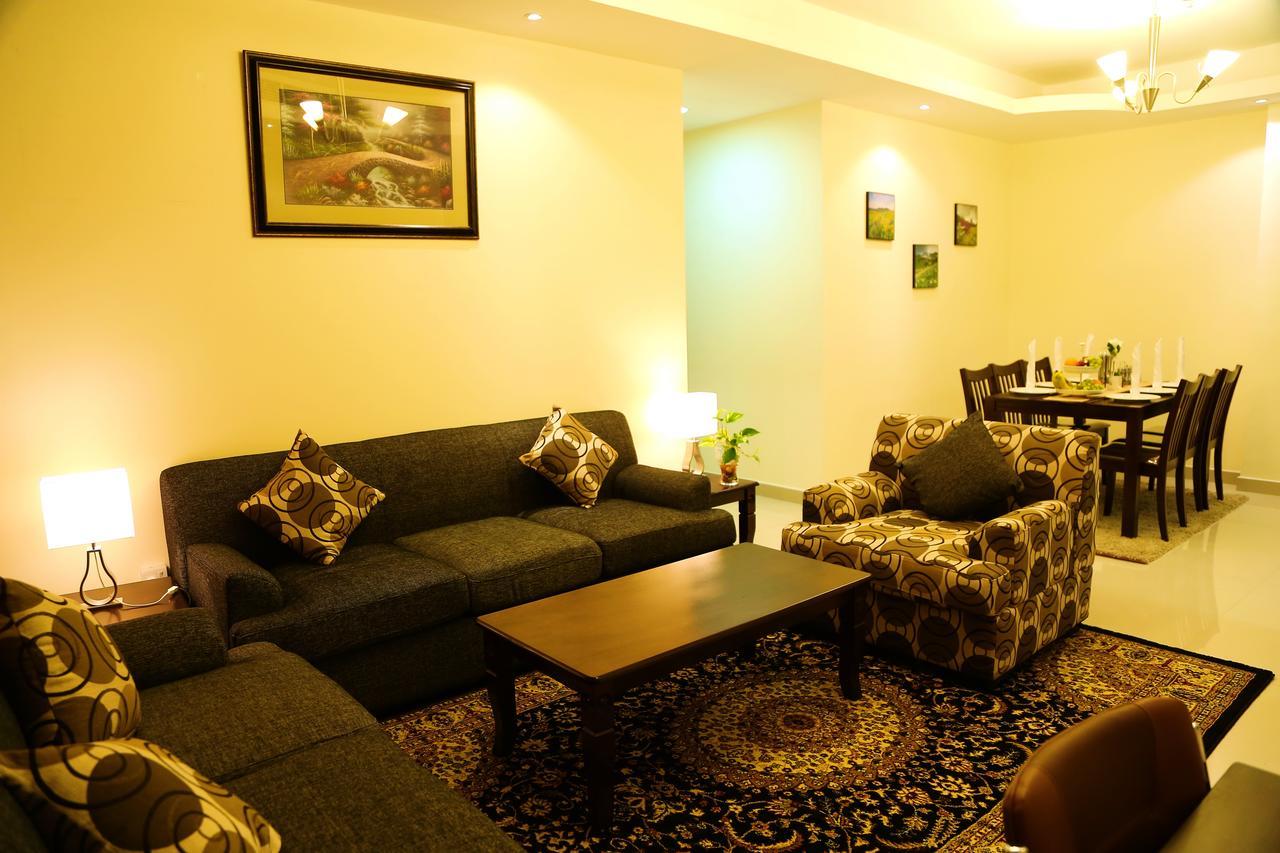 Travellers Hotel Apartment Dubai Esterno foto