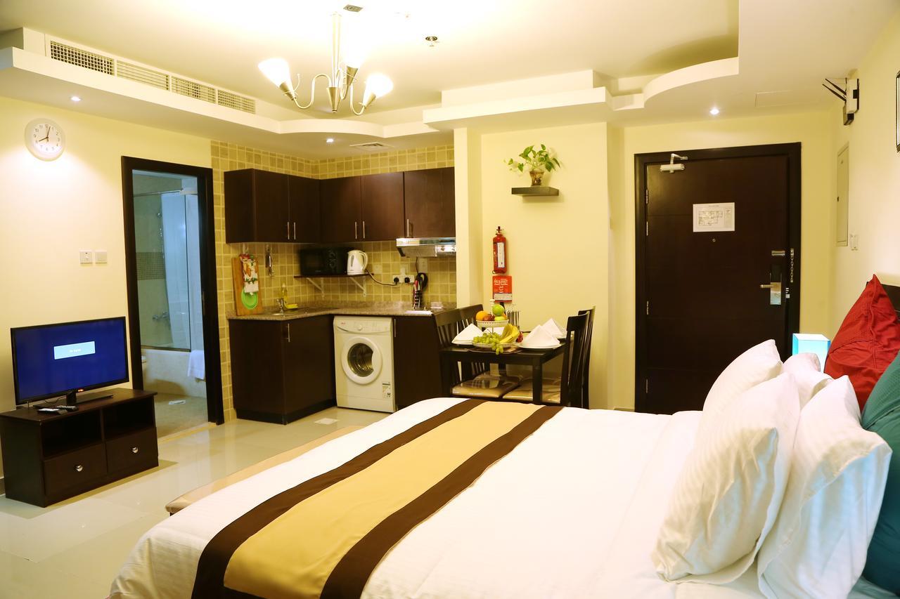 Travellers Hotel Apartment Dubai Esterno foto
