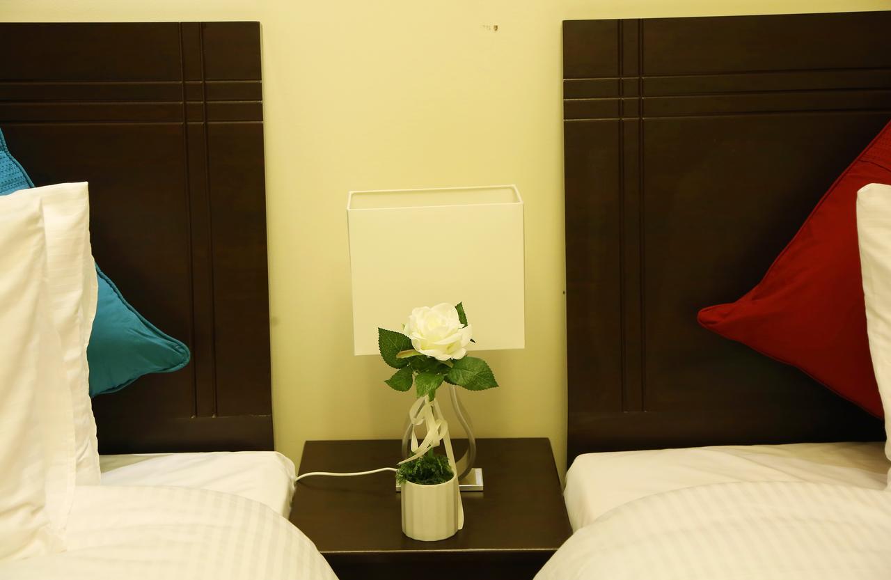 Travellers Hotel Apartment Dubai Esterno foto