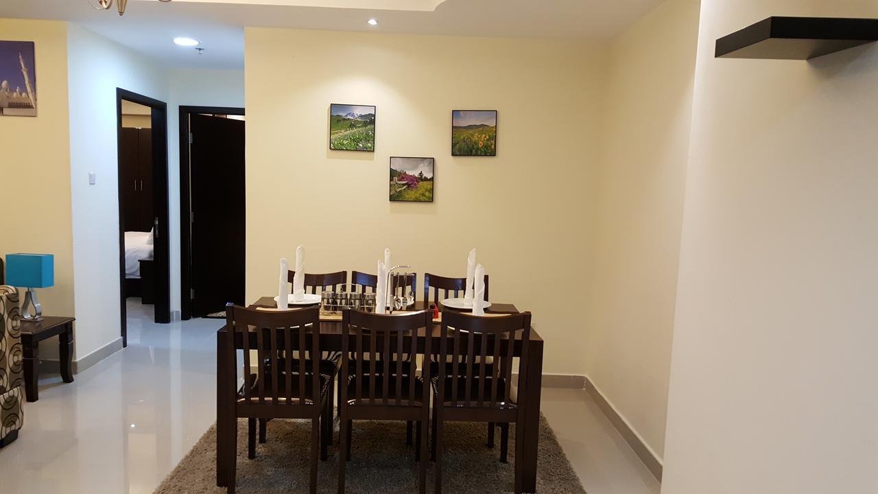 Travellers Hotel Apartment Dubai Esterno foto