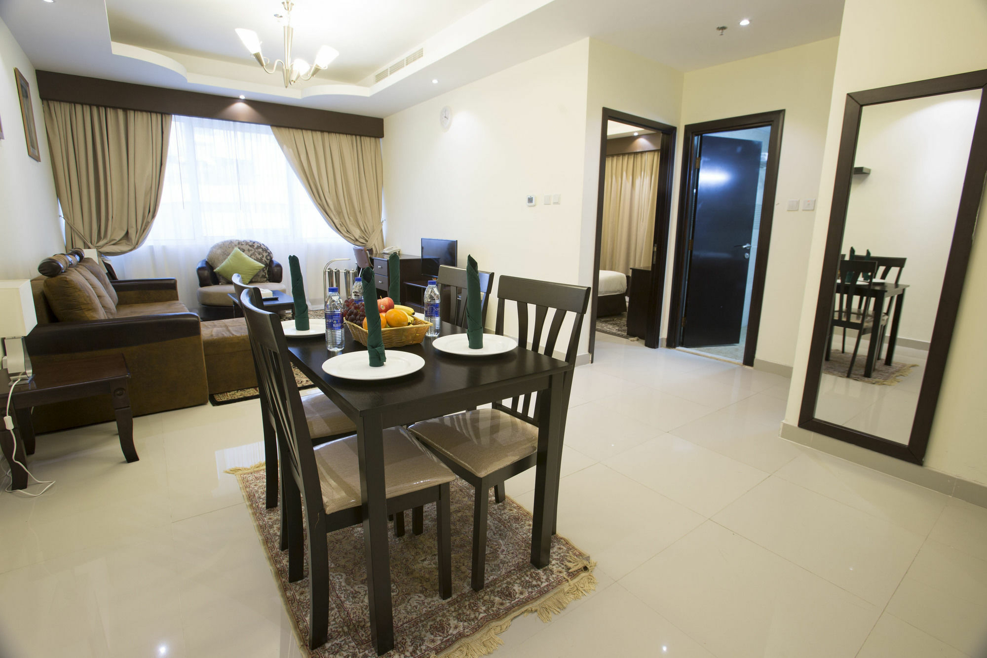 Travellers Hotel Apartment Dubai Esterno foto