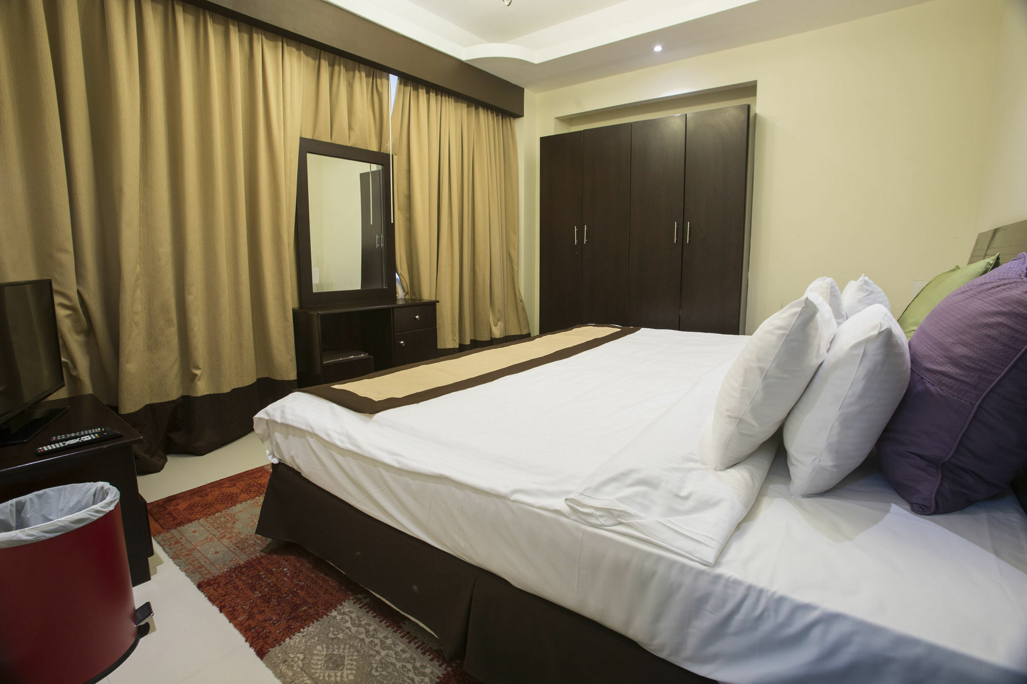 Travellers Hotel Apartment Dubai Esterno foto