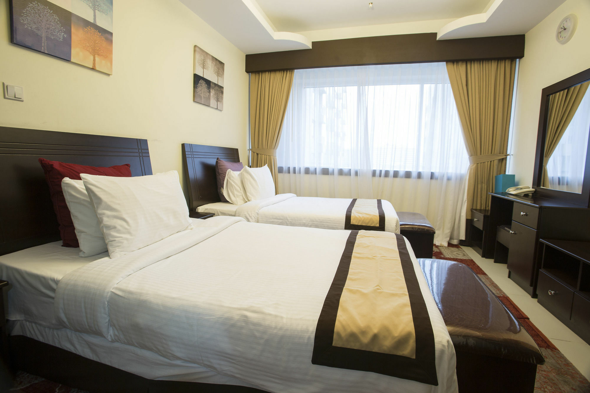 Travellers Hotel Apartment Dubai Esterno foto